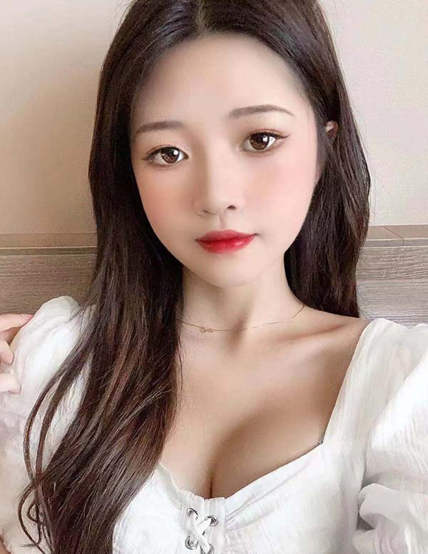 温哥华模特预约微信